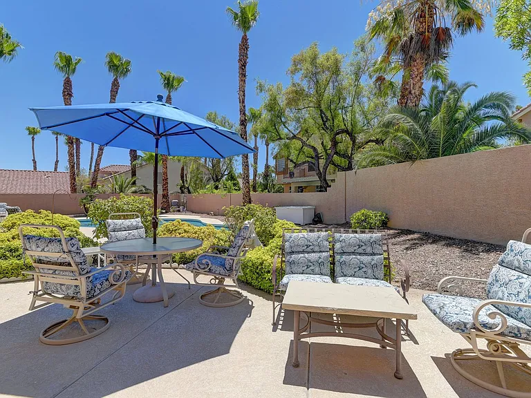 8437 Willowleaf Ct — Photo 38