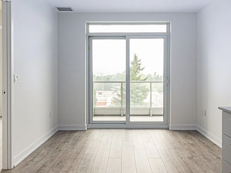 500 Plains Rd E #610 — Photo 25