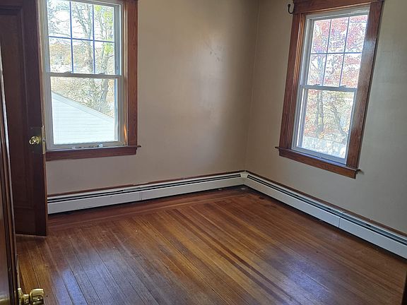 3rd image of 115 Angell Ave #2