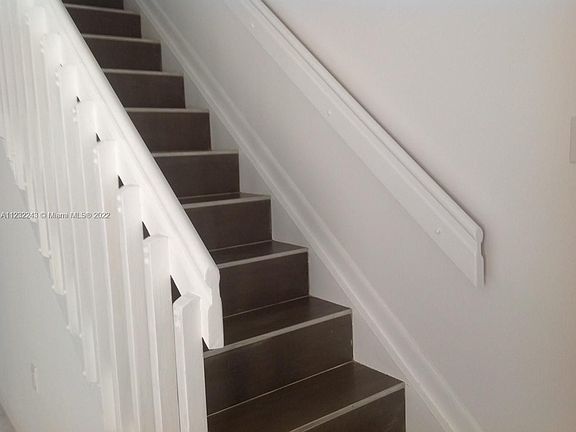 2nd image of 611 NW 82nd Ave APT 303