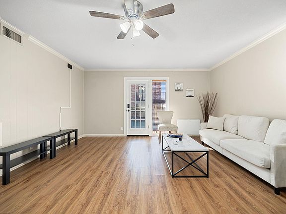 4th image of 6501 E Hill Dr APT 111