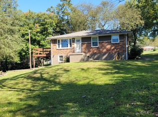 132 Robinhood Cir, Hendersonville, TN 37075