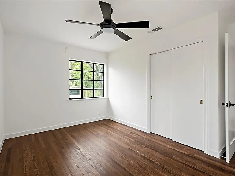 1207 Ridgemont Dr — Photo 14