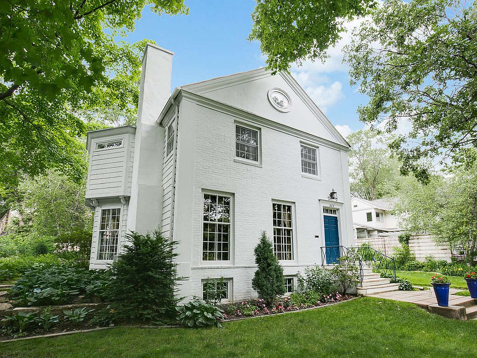 1st image of 565 Montcalm Pl