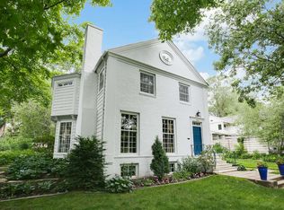 565 Montcalm Pl, Saint Paul, MN 55116