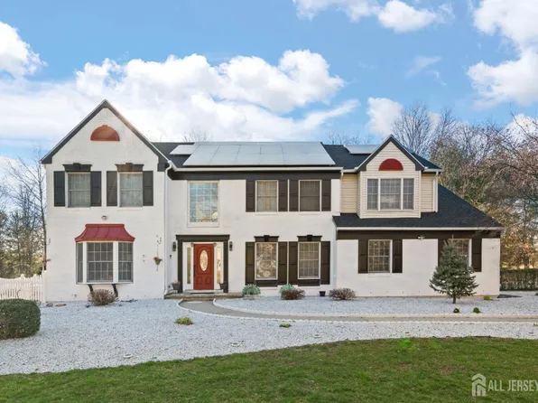 14 Brookside Ct, Cranbury, NJ 08512