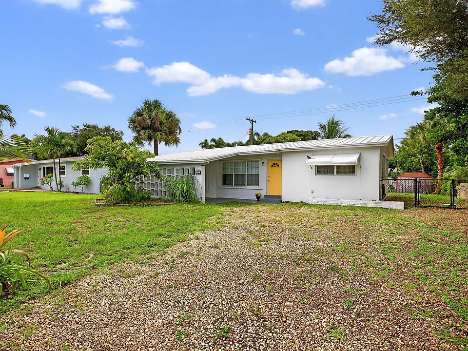 1st image of 3131 SW 20th Court