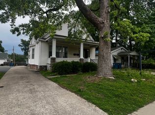 1429 W Washington St #2, Springfield, IL 62702