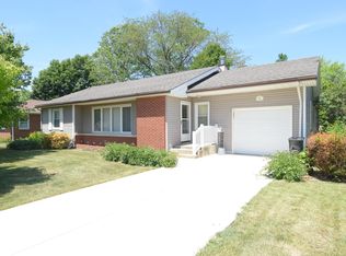 802 E Thompson St, Rensselaer, IN 47978