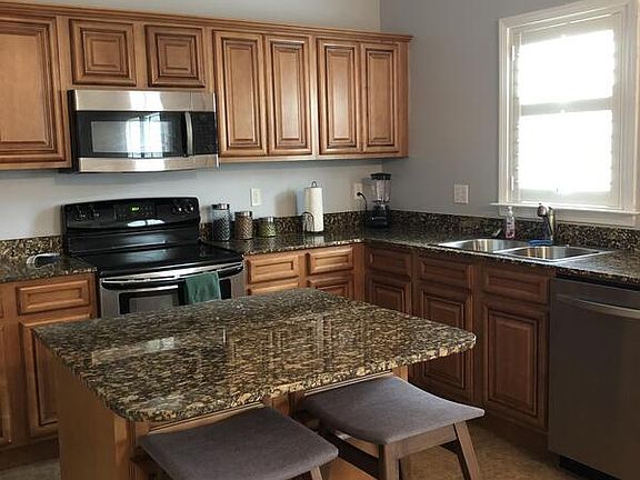 5th image of 1486 Bentley Cir #1