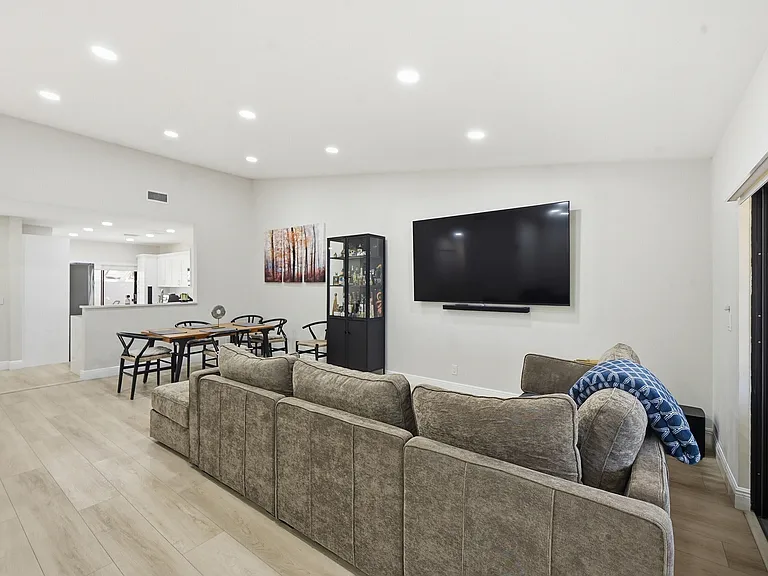 10775 Waterberry Dr — Photo 14