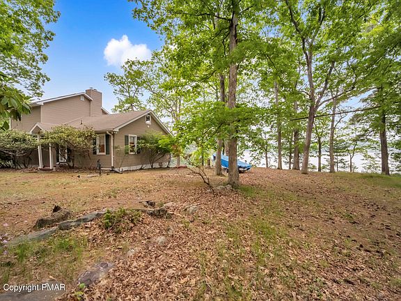 3rd image of 6437 Lakeshore Dr E
