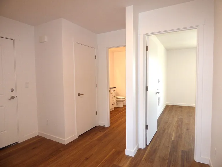 50 Market St — Photo 34