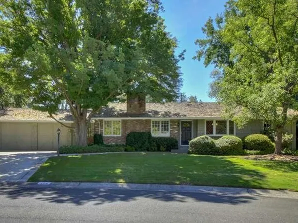 724 Cortlandt Dr, Sacramento, CA 95864