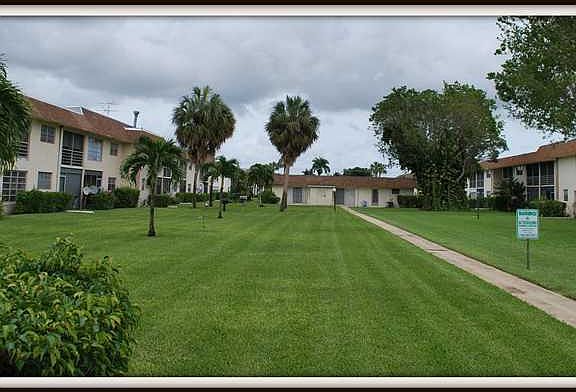 2nd image of 9949 Sandalfoot Blvd APT 512