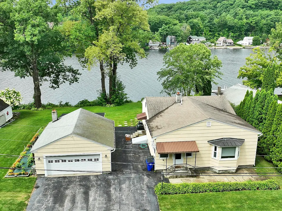 120 Chauncey Ave