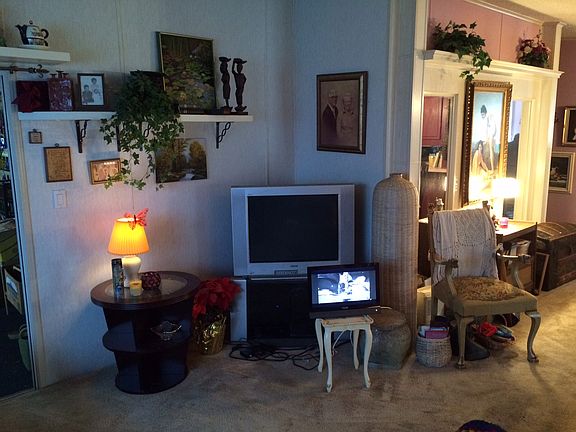 2nd image of 21 Bahia Way