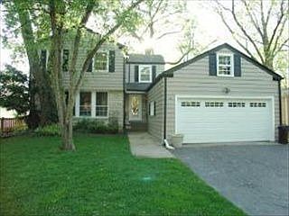 1st image of 9520 Lincolnwood Dr