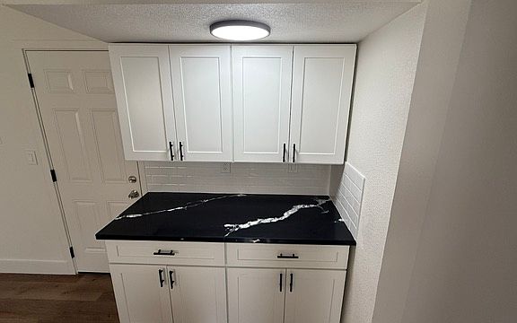 5th image of 3715 E Hampton Way #3715
