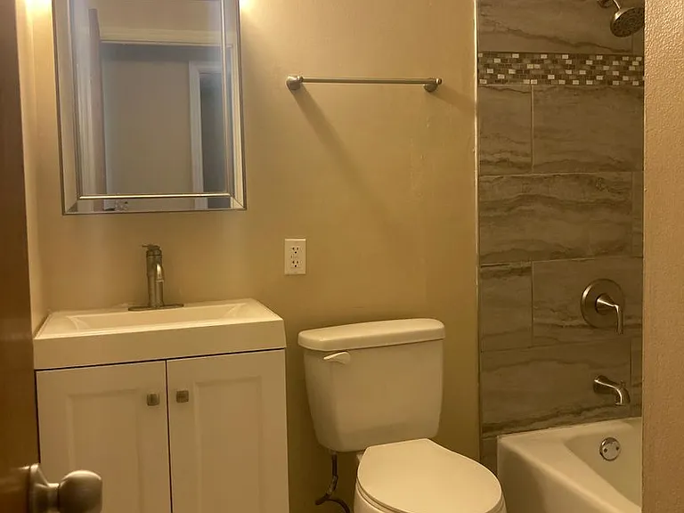 144 McCraw Dr — Photo 26
