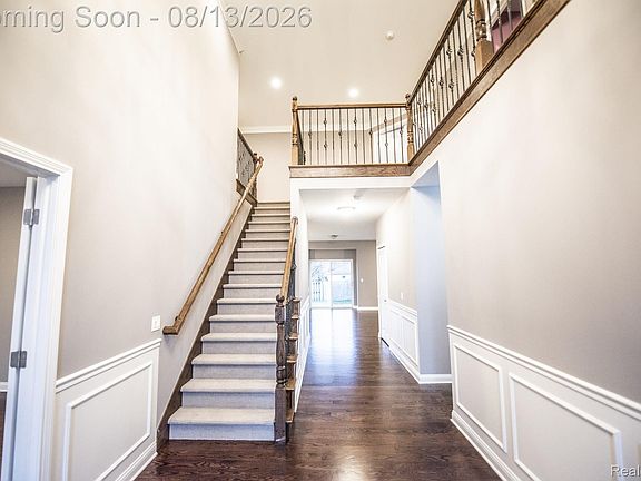 2nd image of 72 Arthur Dr