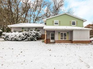 117 E Wiley Rd, Dunlap, IL 61525