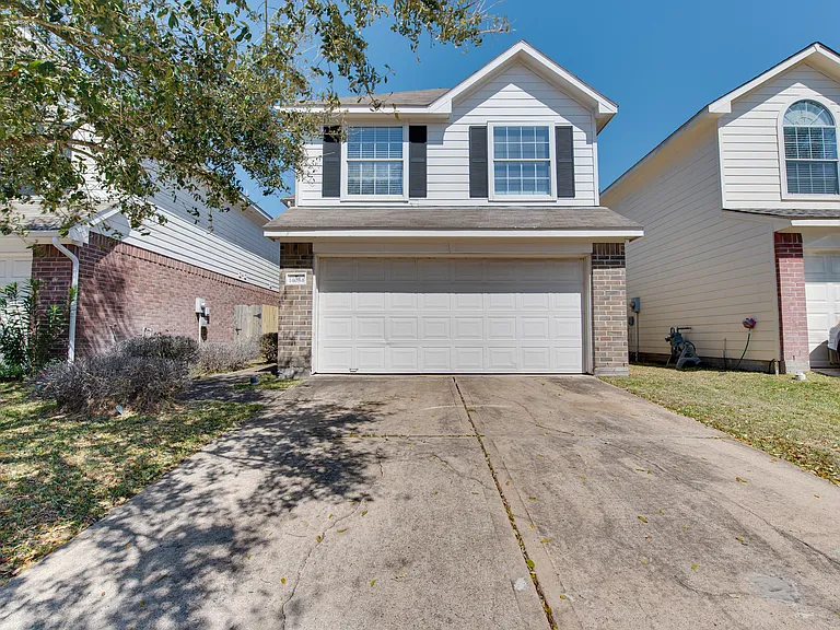 14034 Maximos Dr — Photo 3