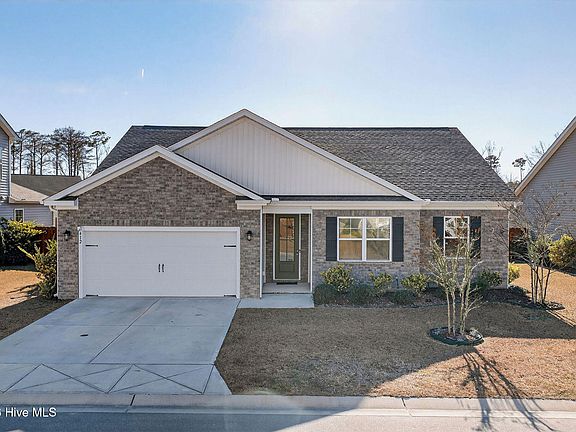 2nd image of 412 Esthwaite Drive SE