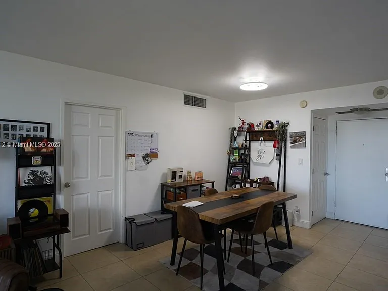 500 Three Islands Blvd #226 — Photo 4