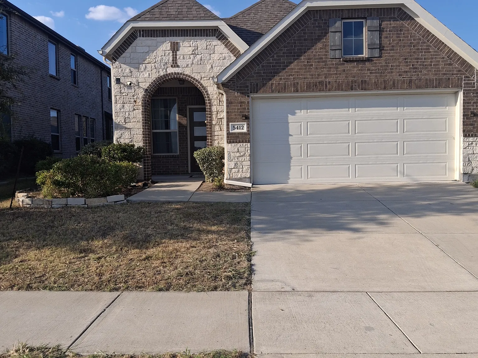 5412 Connally Dr — Photo 2