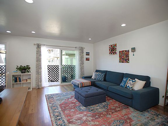 2nd image of 815 N Humboldt St APT 401
