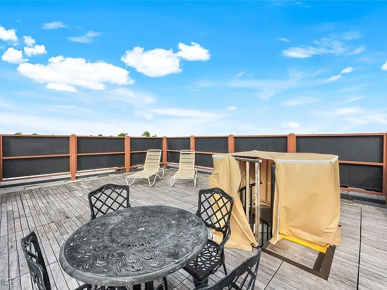 2445 W Gulf Dr #47B — Photo 33