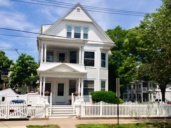 218 Nicoll St, New Haven, CT 06511