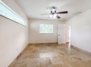 13323 Waterford Castle Dr, Dade City, FL 33525