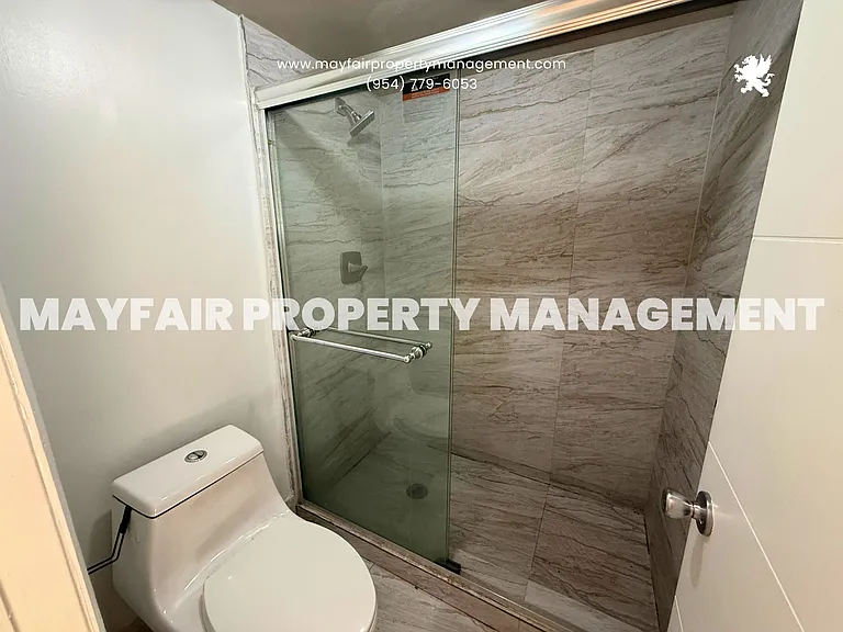 10534 NW 29th Ct — Photo 9