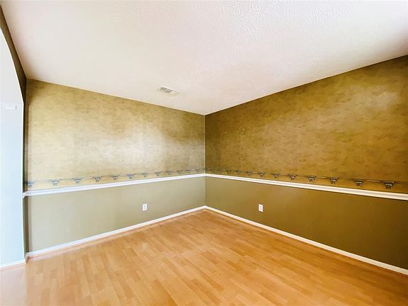 3rd image of 7515 San Dimas Dr