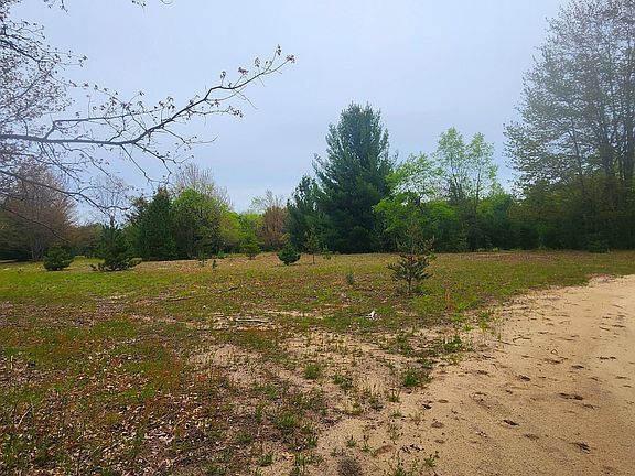3rd image of 2187 W Koenig Rd
