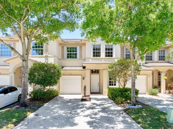 319 Spruce Street, Boynton Beach, FL 33426