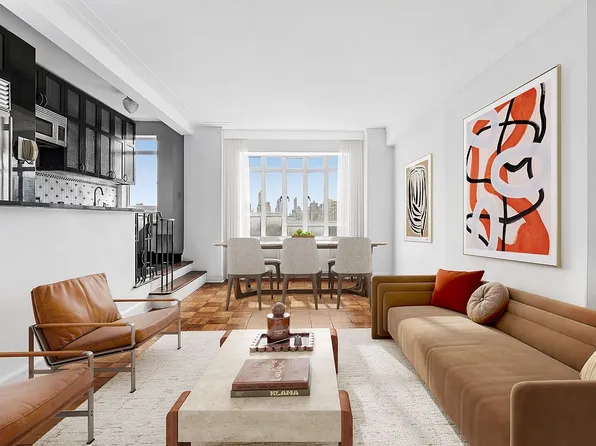 25 Central Park W APT 12P, New York, NY 10023