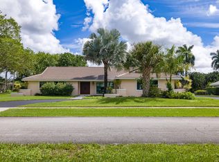 22396 Waterside Dr, Boca Raton, FL 33428