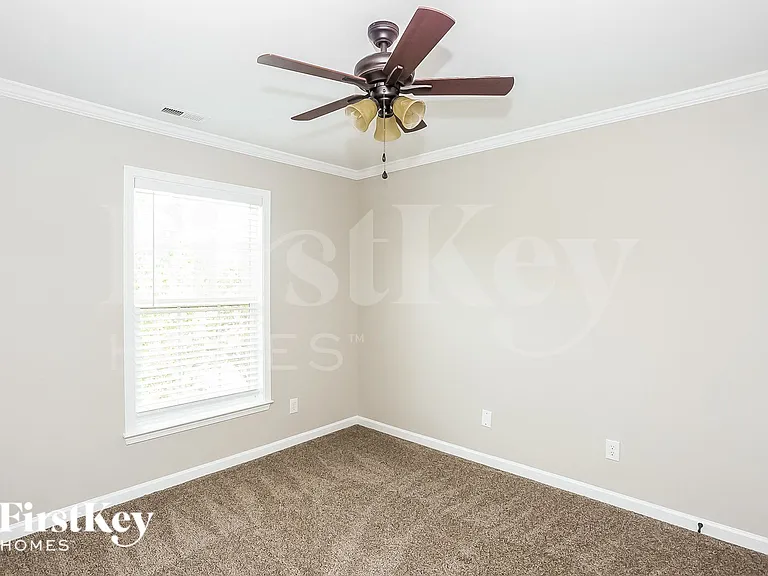 4419 Hunter Ct — Photo 8