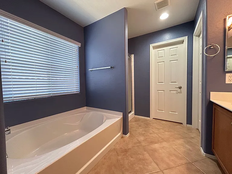 8961 Appellation Ave — Photo 15