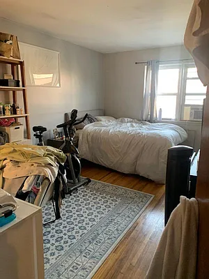 Rented by Aamen Realty | media 32