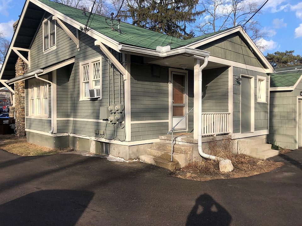 1st image of 211 Ferris St