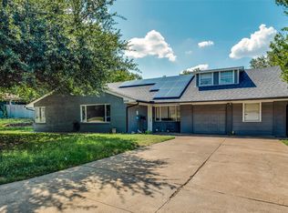 5012 Stadium Dr, Fort Worth, TX 76133