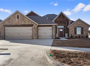1433 Auburn Cir, Piedmont, OK 73078