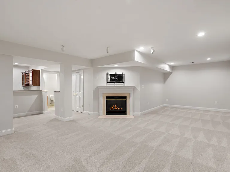 9185 Topaz St — Photo 59