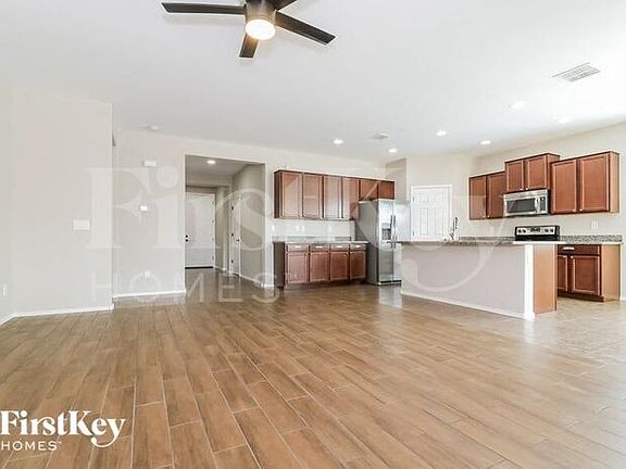 3rd image of 18543 W Carol Ave