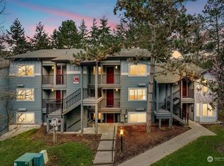 11115 NE 124th Ln APT C310, Kirkland, WA 98034