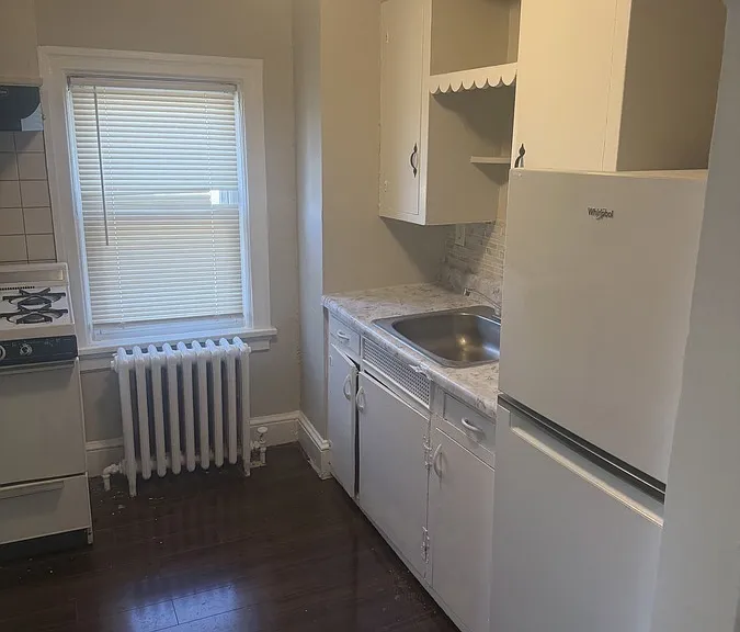48 N Sproul Rd #3 — Photo 11